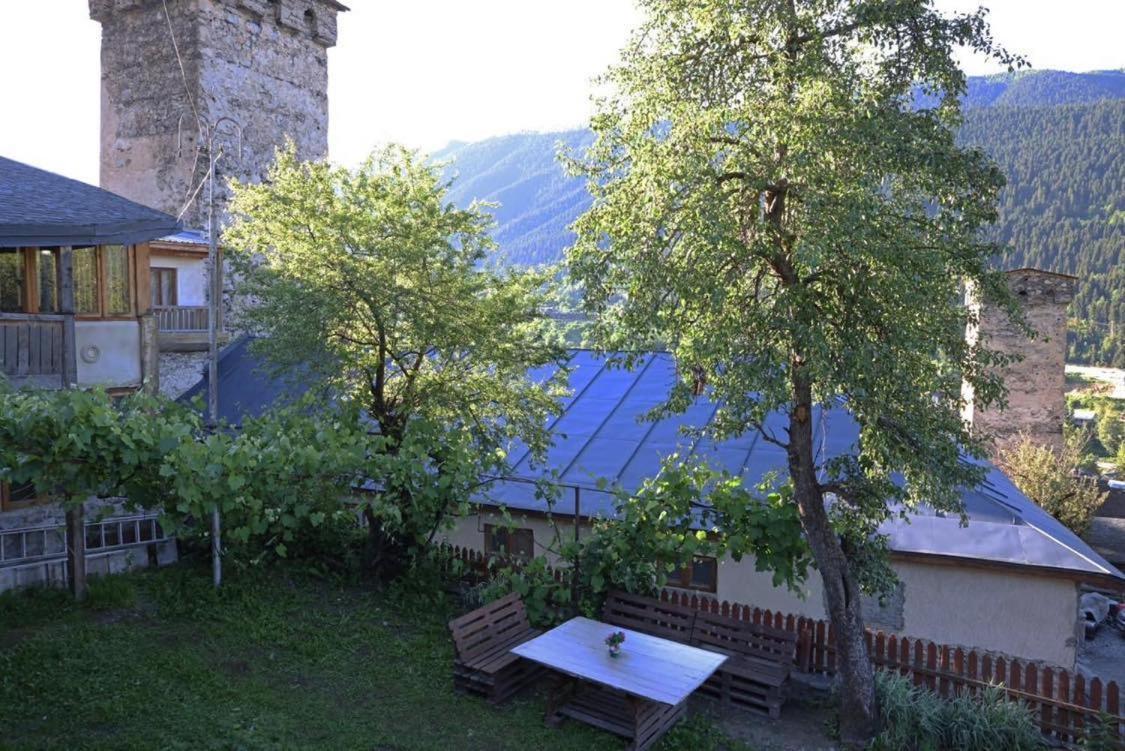 Mestialux Guesthouse Екстериор снимка